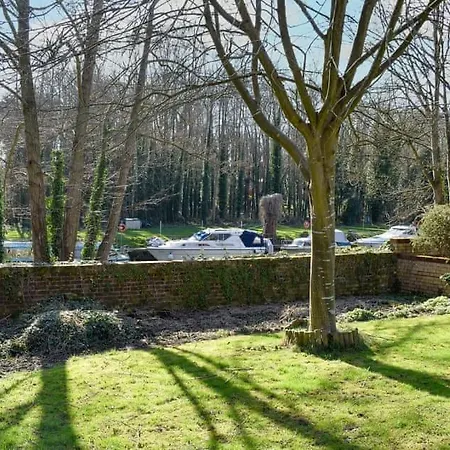 Riverside Maidstone Exterior photo